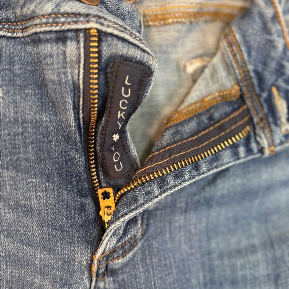 Lucky Brand Indigo Zip Fly Jeans